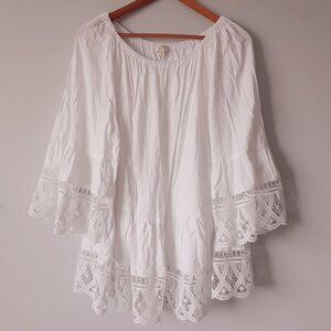 Laura Plus White Lace Boho Top 16